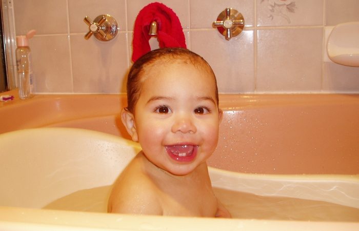 Comment_choisir_une_baignoire_gonflable_bébé_?